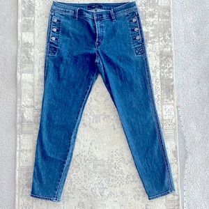 Women’s Blue Jeans